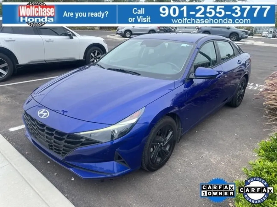 2022 Hyundai Elantra SEL Convenience photo 1
