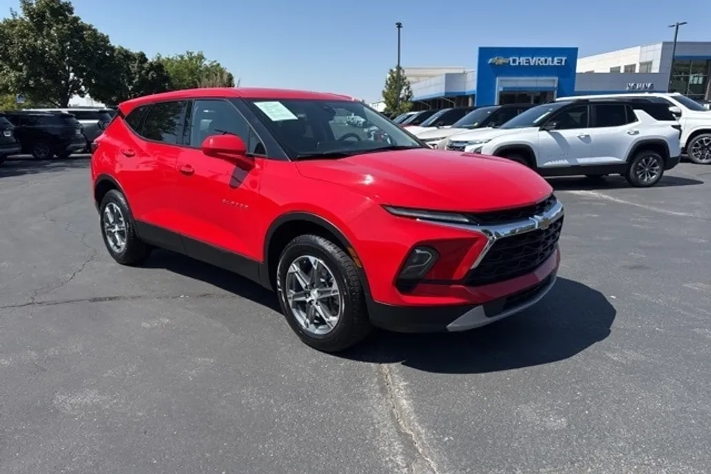 2023 Chevrolet Blazer 2LT photo 1