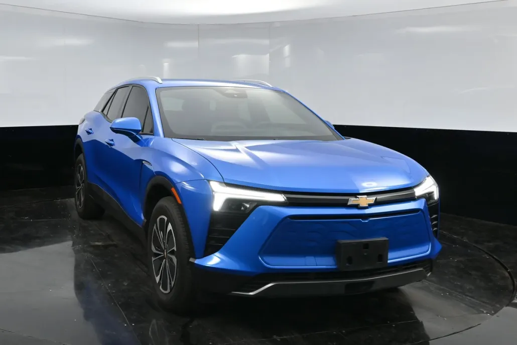 2024 Chevrolet Blazer EV photo 1