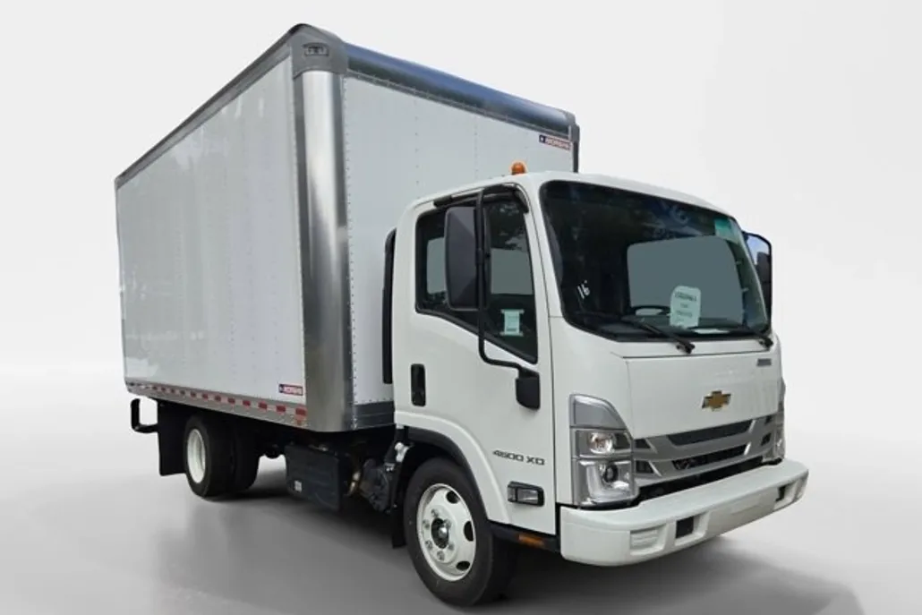 2024 Chevrolet Silverado 4500HD photo 1