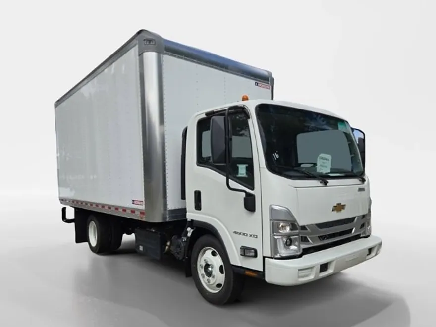 2024 Chevrolet Silverado 4500HD photo 1