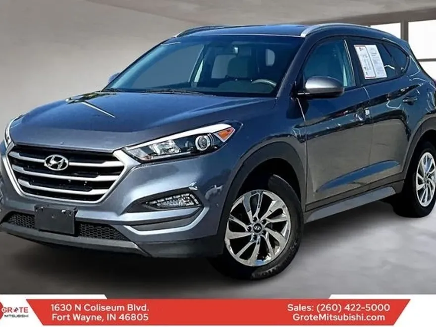 2017 Hyundai Tucson SE photo 1
