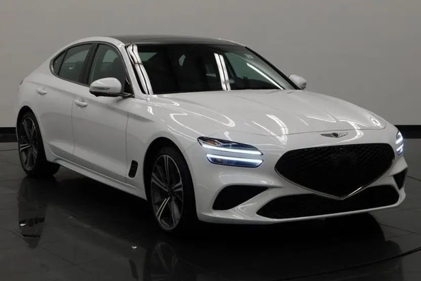 2025 Genesis G70 3.3T Sport Advanced photo 1