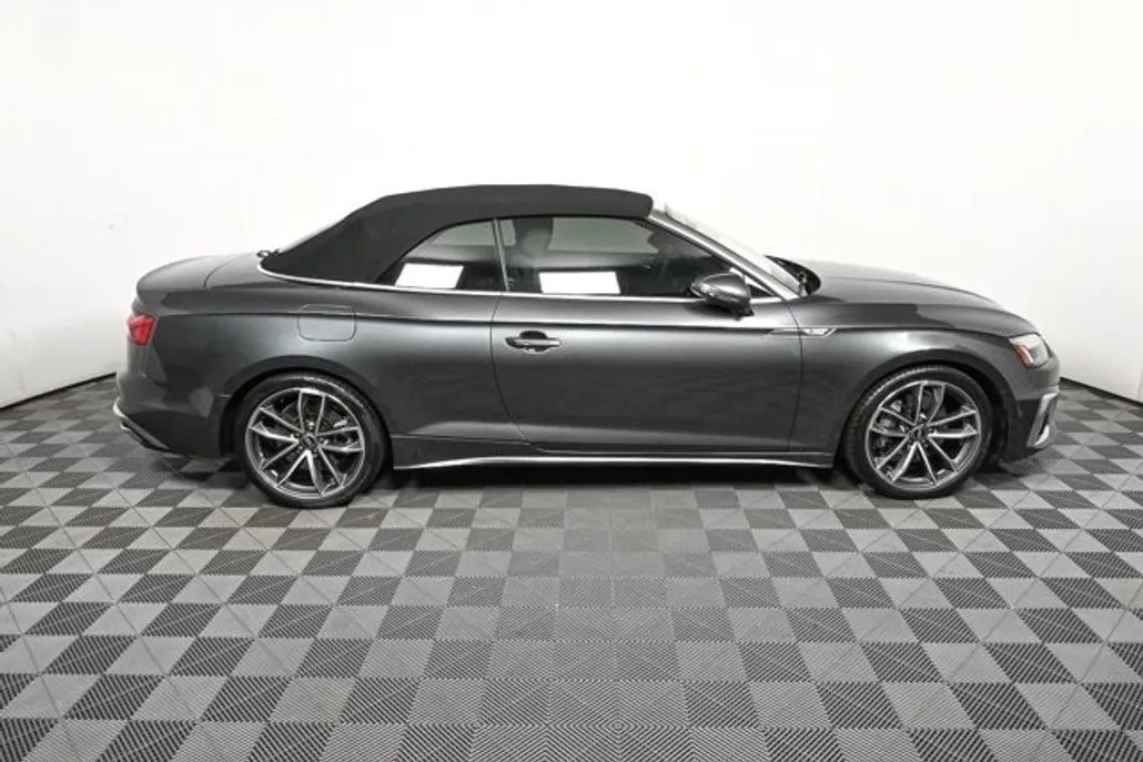2023 Audi A5 45 S line Premium Plus Quattro photo 1
