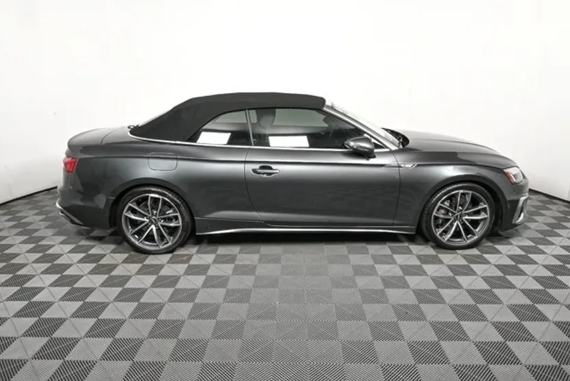 2023 Audi A5 45 S line Premium Plus Quattro photo 1