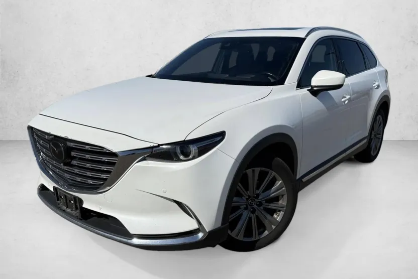 2023 Mazda CX-9 Signature photo 1