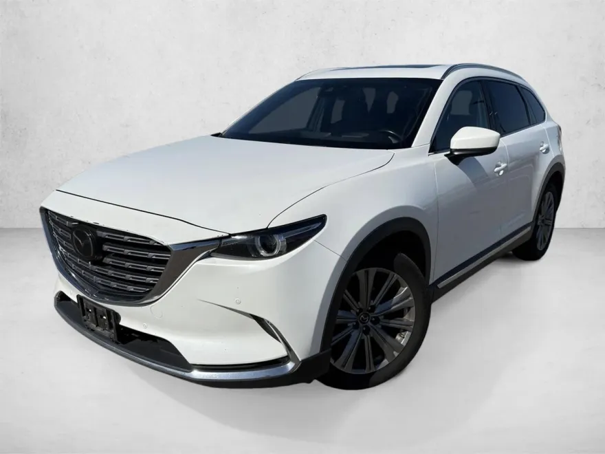 2023 Mazda CX-9 Signature photo 1