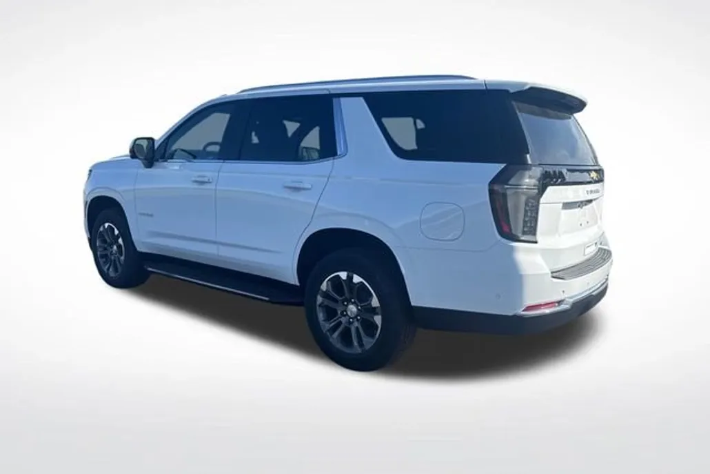 2025 Chevrolet Tahoe LT photo 1