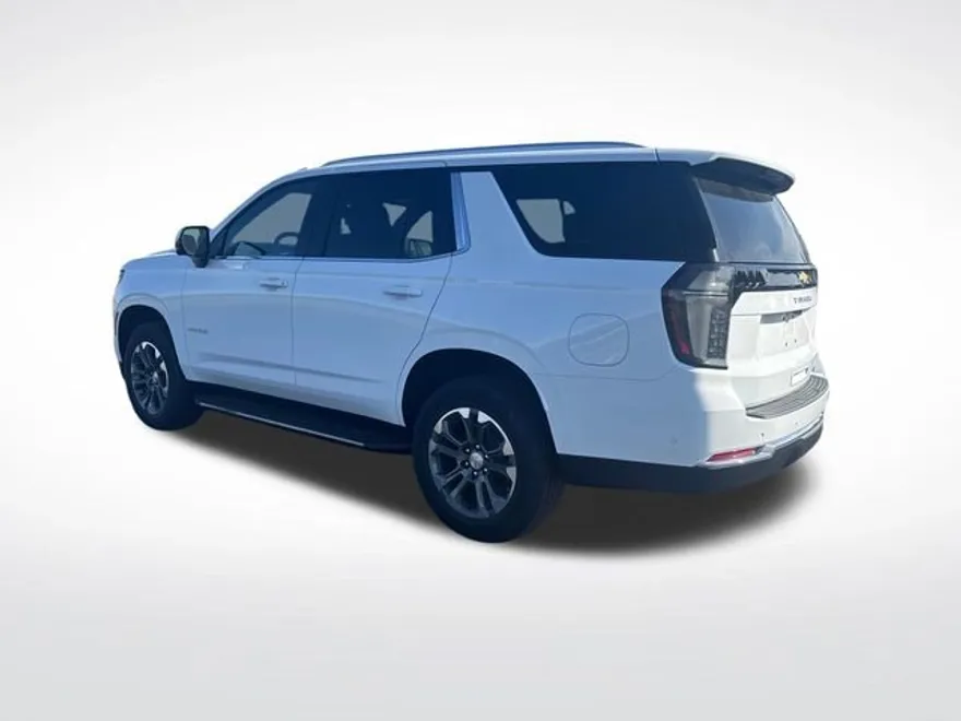 2025 Chevrolet Tahoe LT photo 1