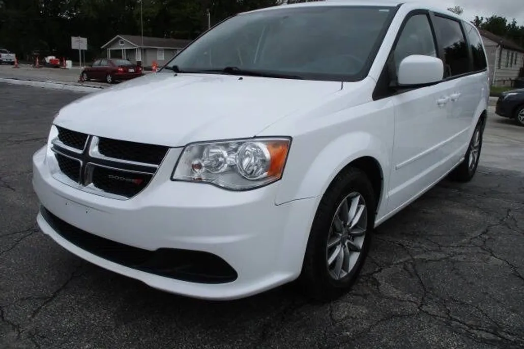 2016 Dodge Grand Caravan SE photo 1