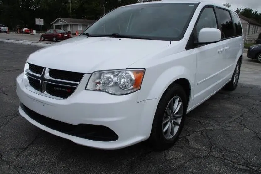 2016 Dodge Grand Caravan SE photo 1