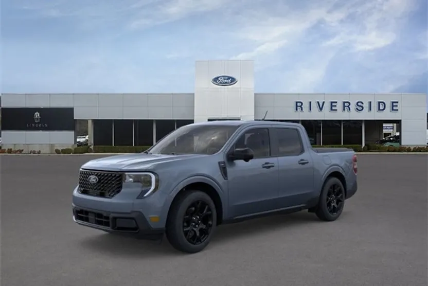 2025 Ford Maverick Lariat photo 1