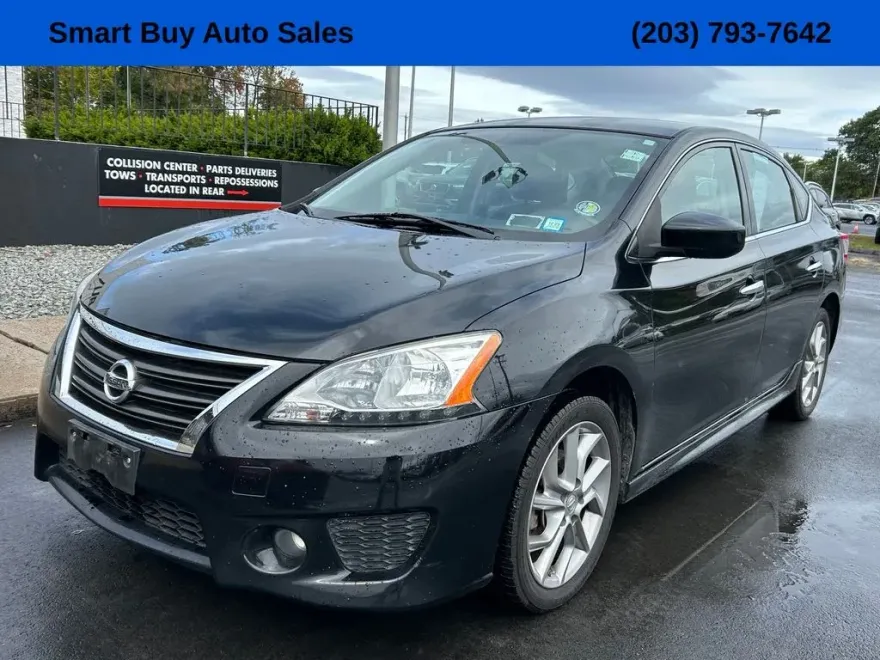 2014 Nissan Sentra SR photo 1