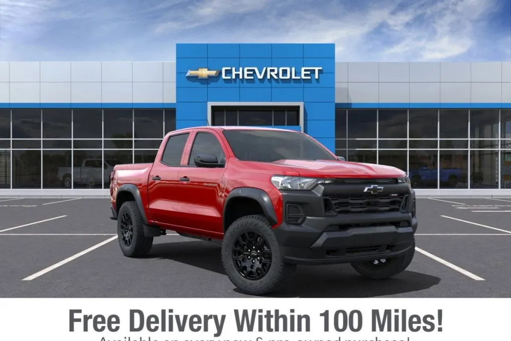 2025 Chevrolet Colorado Trail Boss photo 1