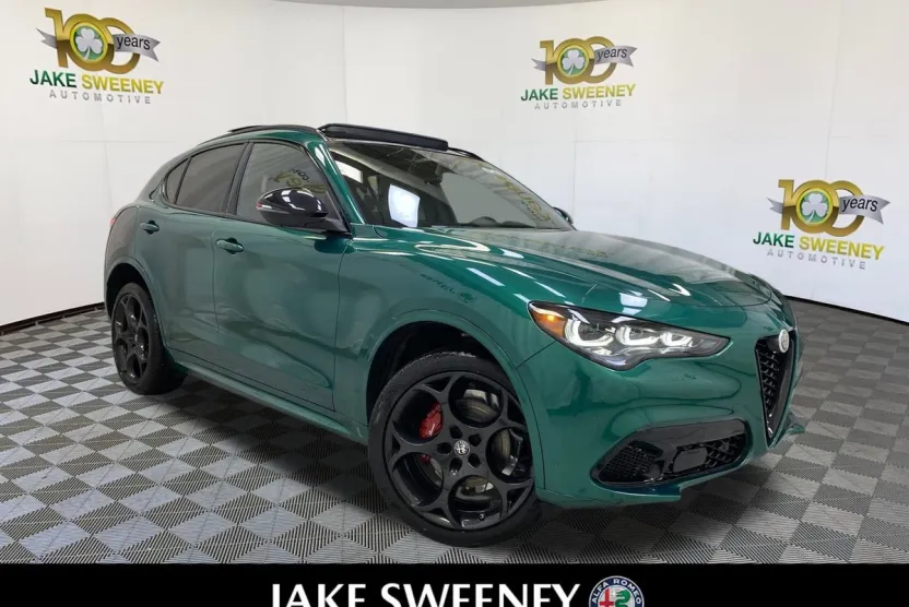 2025 Alfa Romeo Stelvio Tributo Italiano photo 1