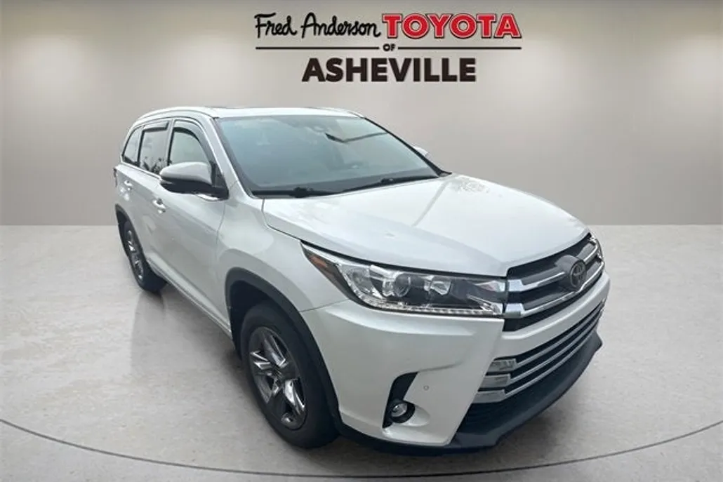 2019 Toyota Highlander Limited Platinum photo 1