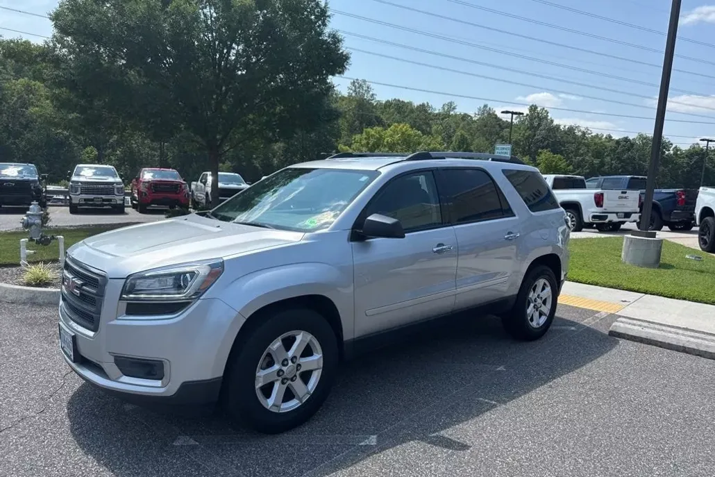 2014 Gmc Acadia SLE photo 1