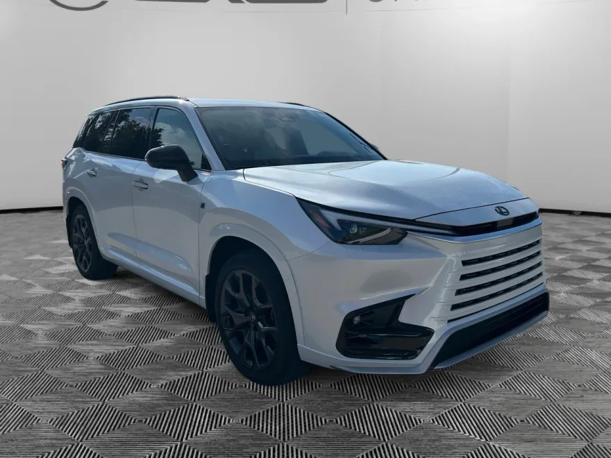 2025 Lexus TX 500h F SPORT Performance Premium photo 1