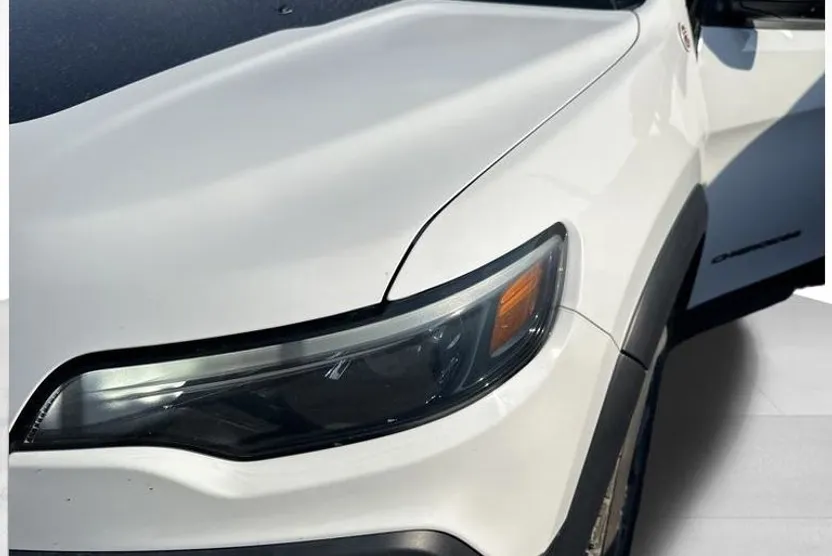 2020 Jeep Cherokee Trailhawk photo 1
