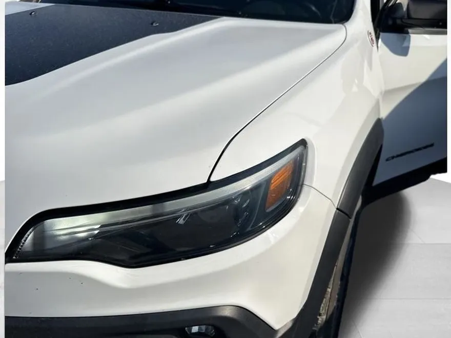 2020 Jeep Cherokee Trailhawk photo 1