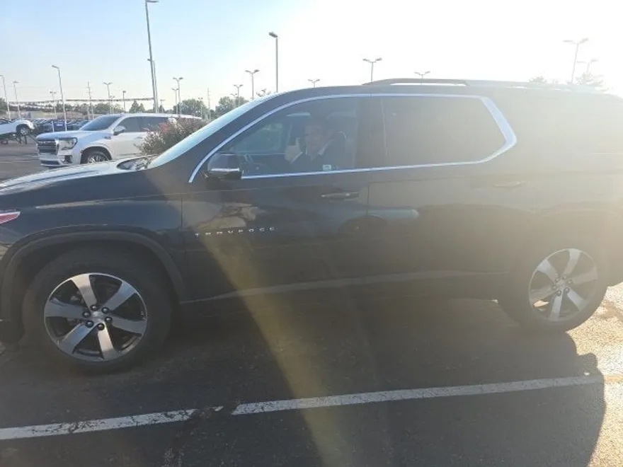 2018 Chevrolet Traverse 3LT Leather photo 1