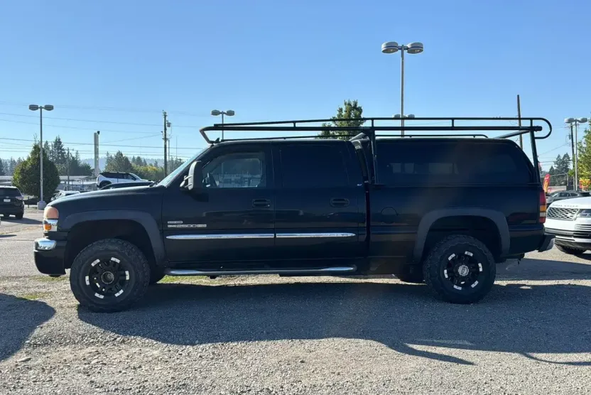 2006 Gmc Sierra SLT photo 1
