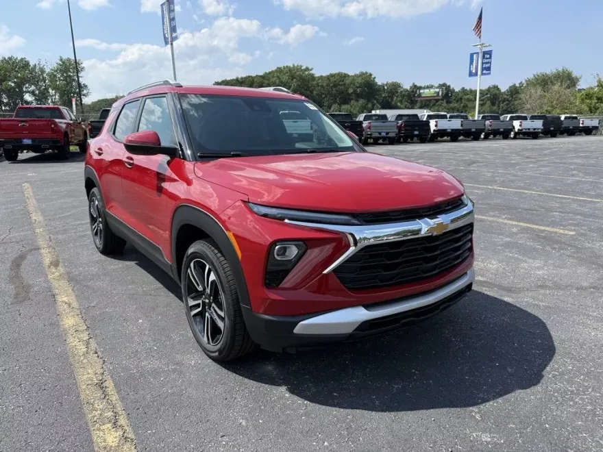 2026 Chevrolet Trailblazer LT photo 1
