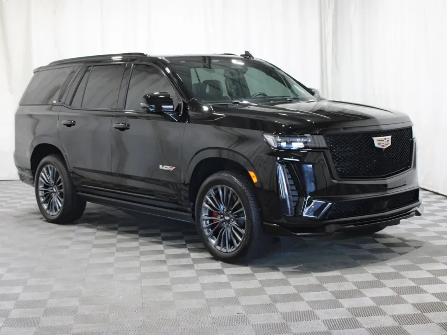2023 Cadillac Escalade V-Series photo 1