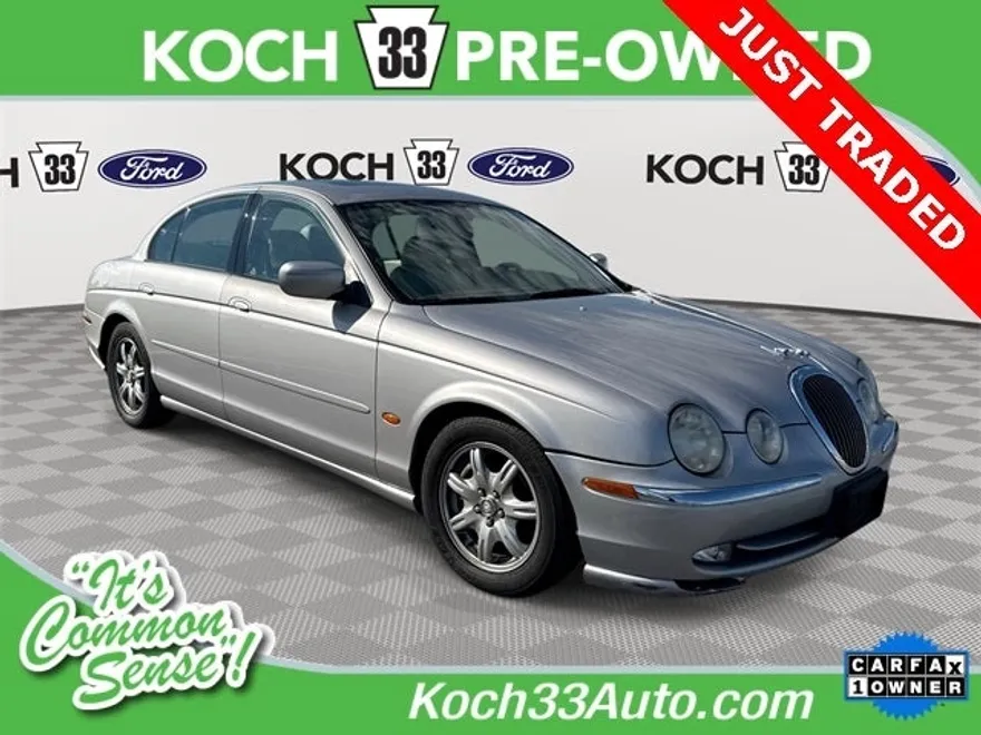 2000 Jaguar S-Type 4.0 photo 1