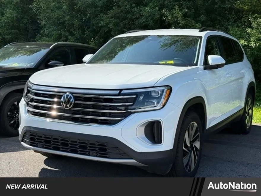 2024 Volkswagen Atlas SE Technology photo 1