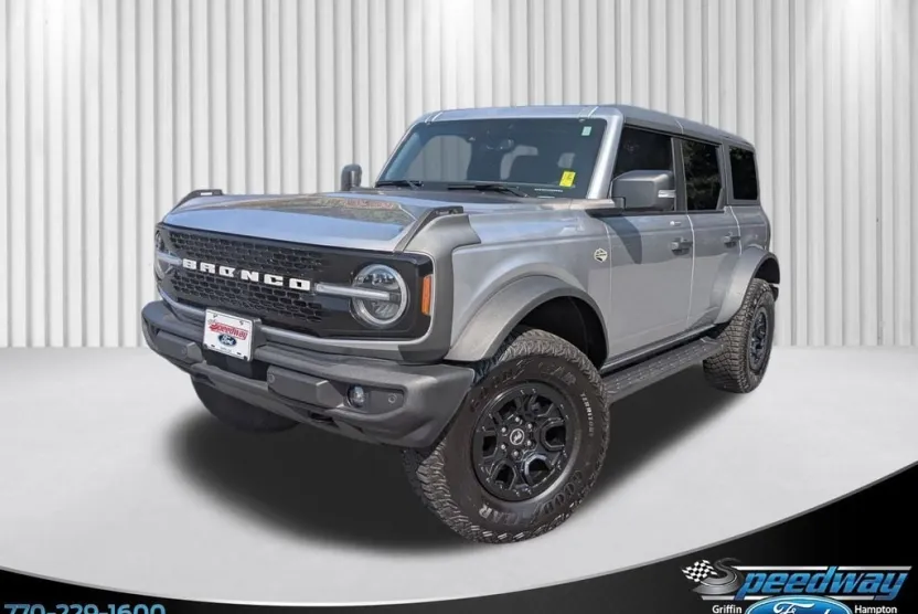 2022 Ford Bronco Base Big Bend Black Diamond Outer Banks Badlands Wildtrak Everglades photo 1