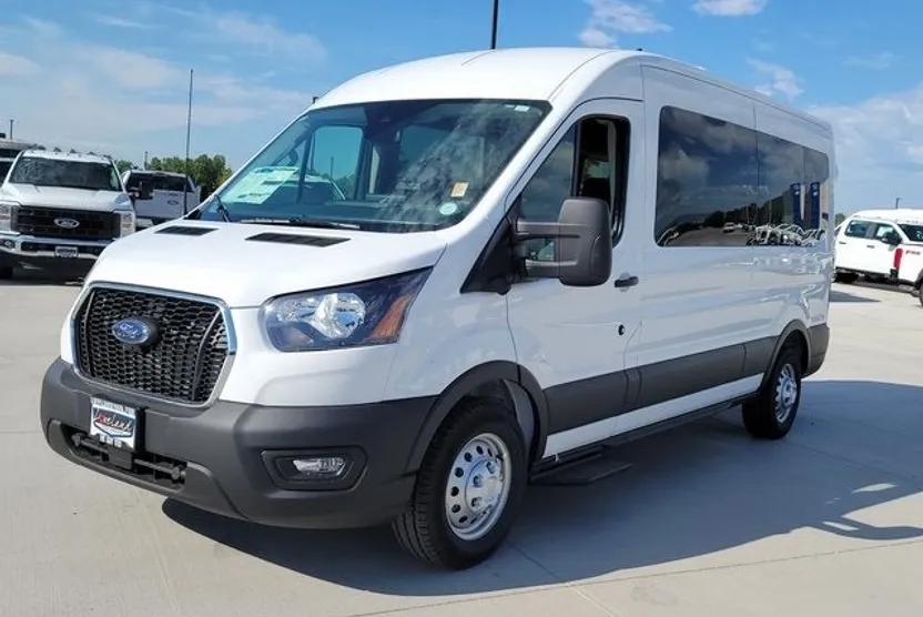 2025 Ford Transit photo 1