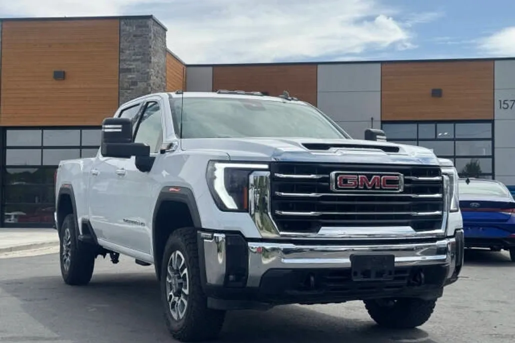 2024 Gmc Sierra HD SLE photo 1