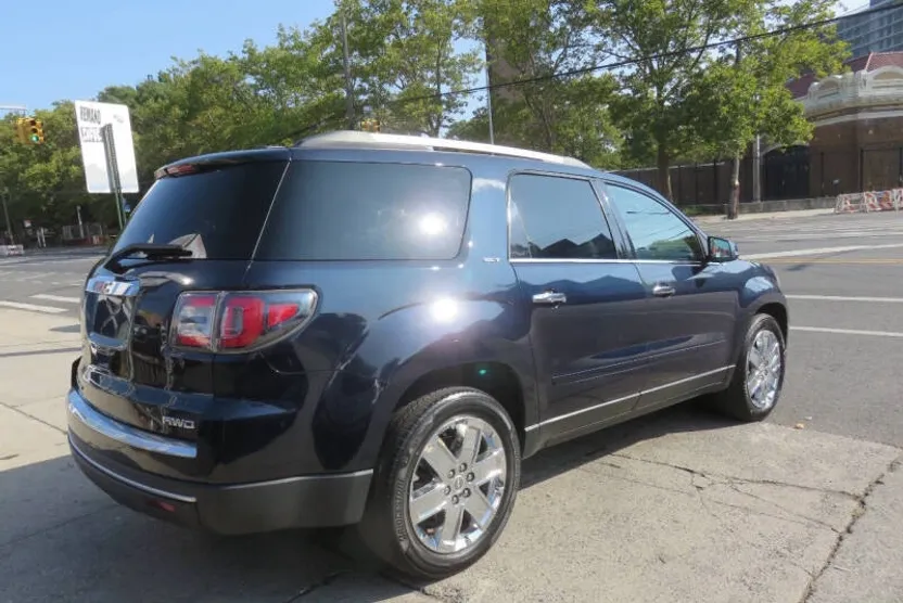 2017 Gmc Acadia Limited SLT photo 1