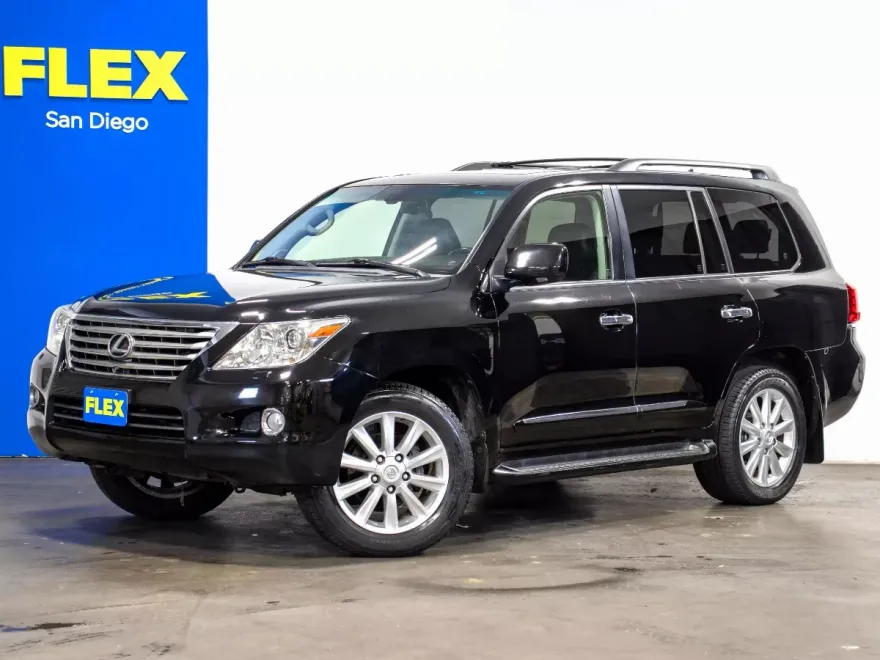 2011 Lexus LX 570 photo 1