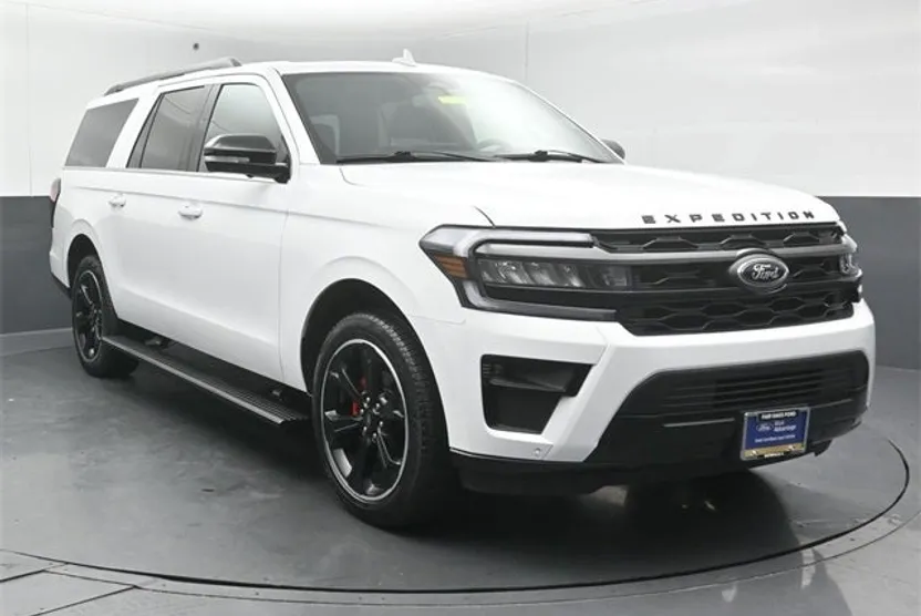 2024 Ford Expedition MAX Limited photo 1