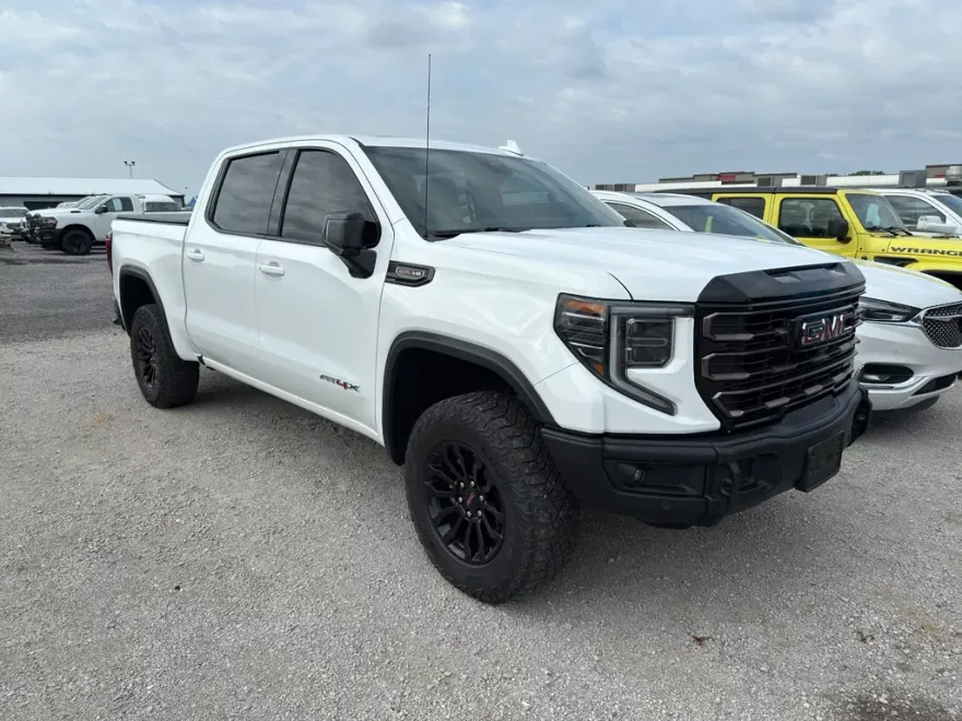 2023 Gmc Sierra 1500 AT4X photo 1