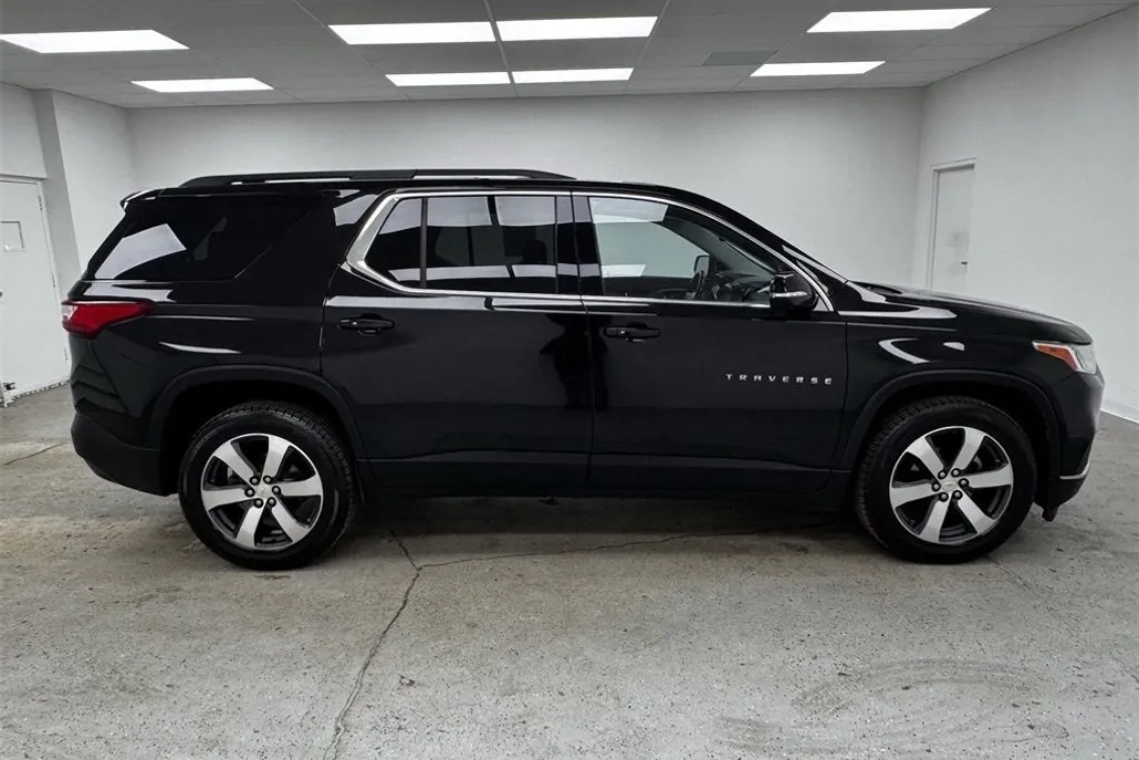 2019 Chevrolet Traverse Leather photo 1