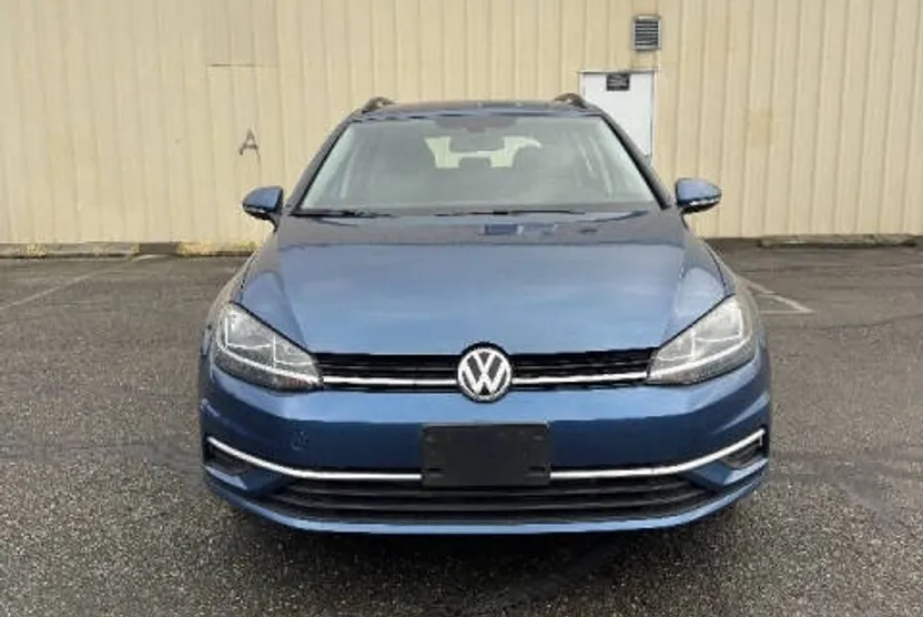 2019 Volkswagen Golf SportWagen 1.8T S 4Motion photo 1