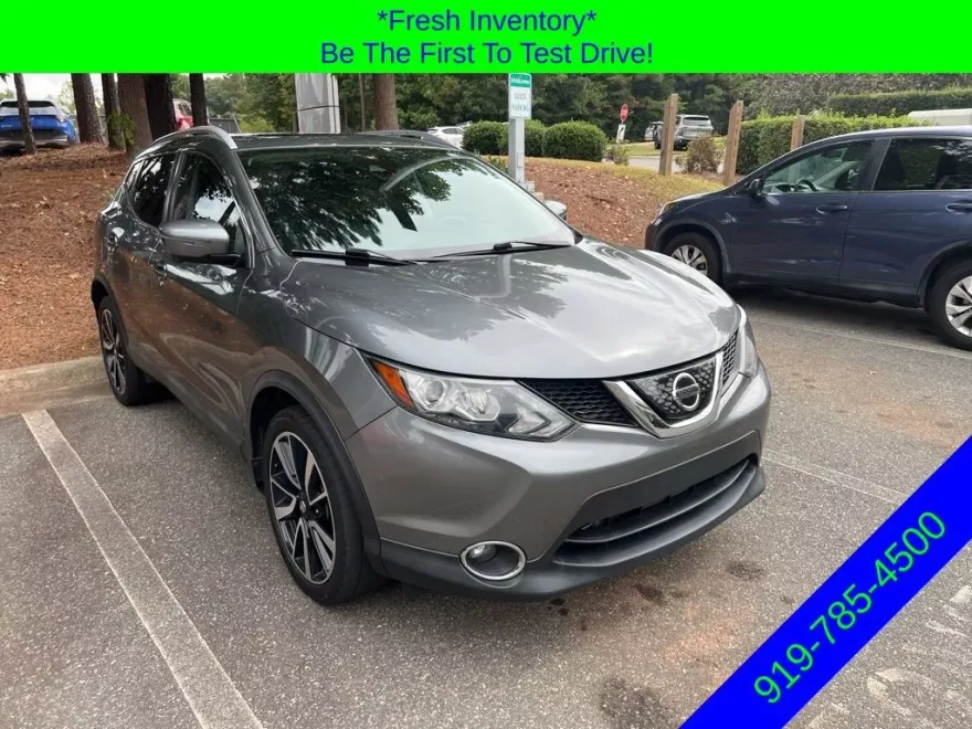 2018 Nissan Rogue Sport SL photo 1