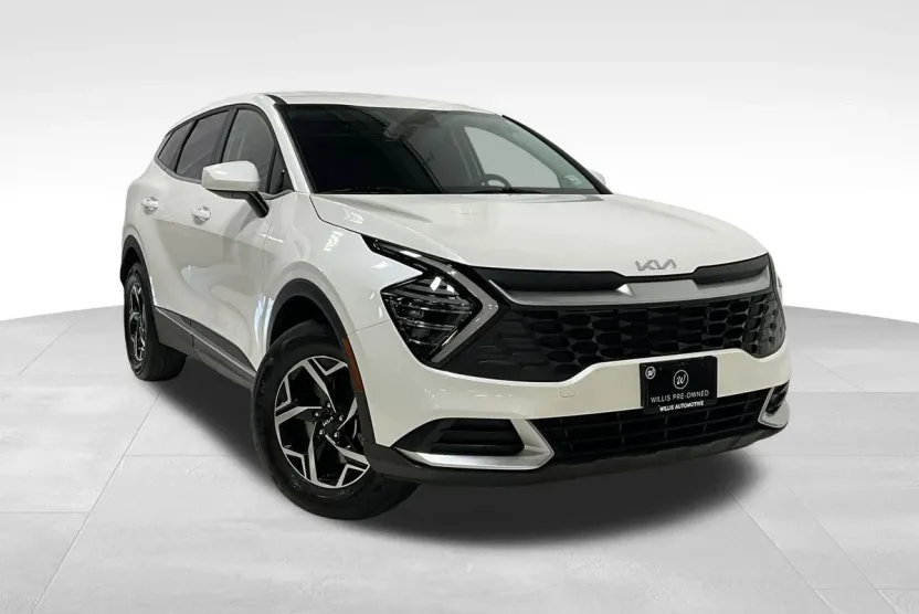 2024 Kia Sportage LX photo 1