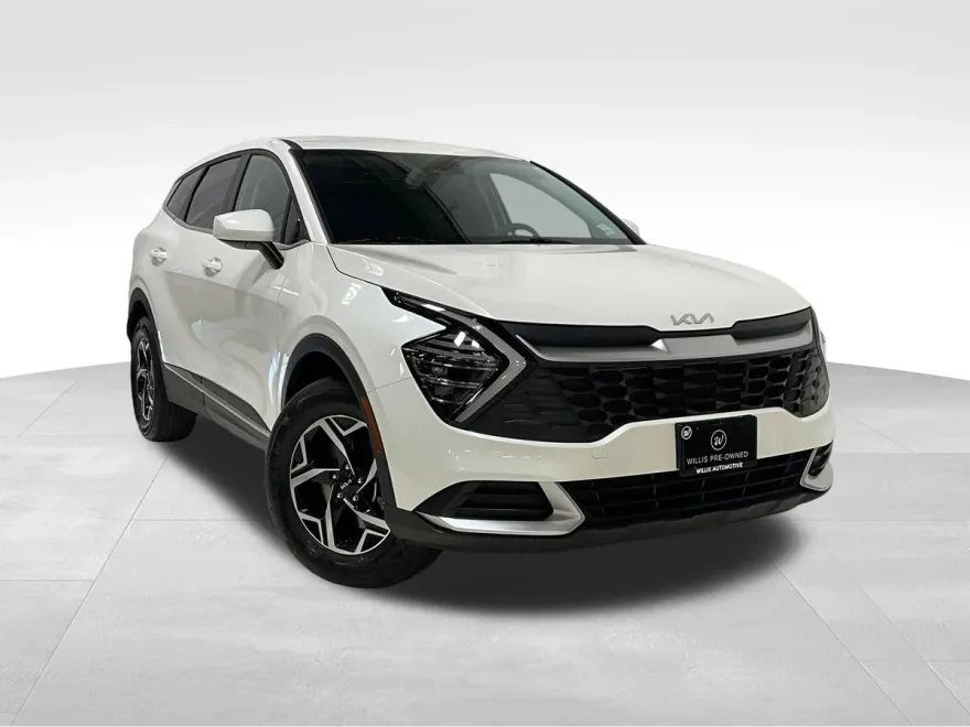2024 Kia Sportage LX photo 1