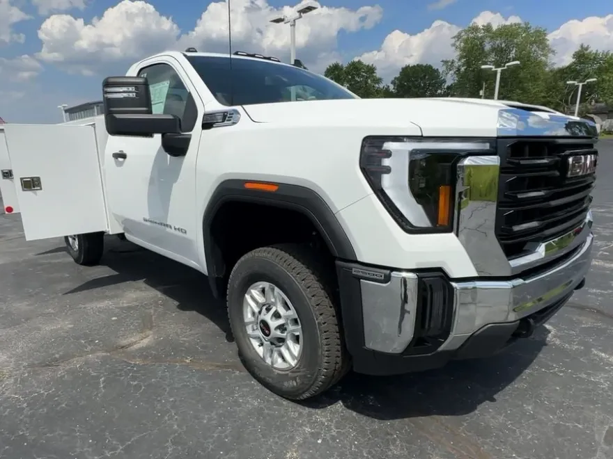 2025 Gmc Sierra 2500 HD Pro photo 1