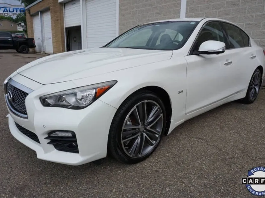 2016 Infiniti Q50 Sport photo 1