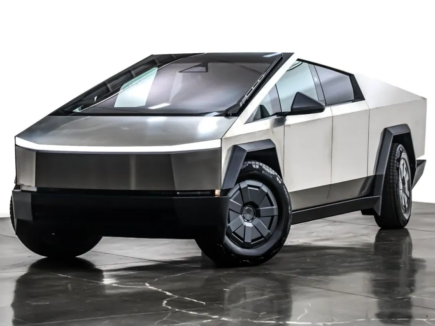 2025 Tesla Cybertruck photo 1