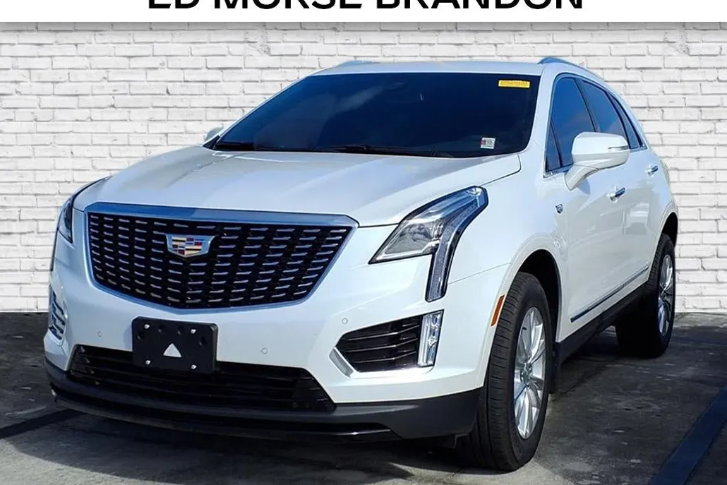 2023 Cadillac XT5 Luxury photo 1