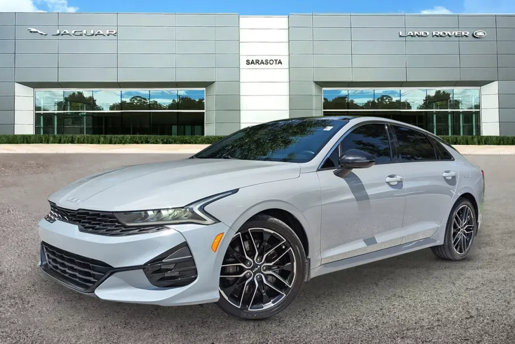 2022 Kia K5 GT photo 1
