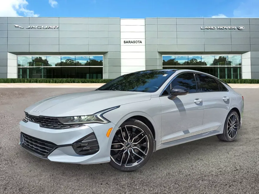 2022 Kia K5 GT photo 1