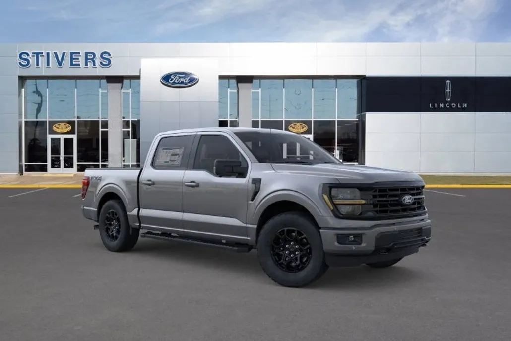 2025 Ford F-150 XLT photo 1