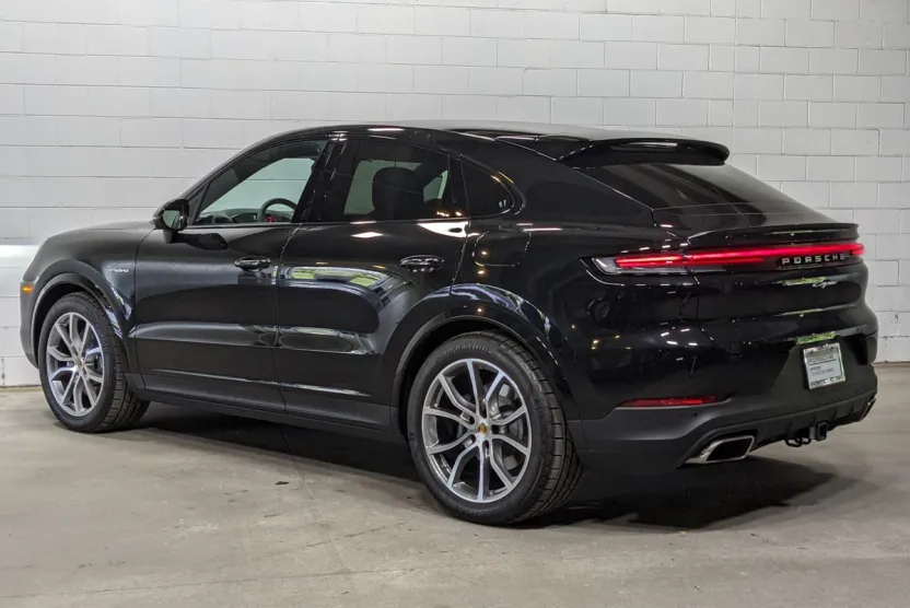 2024 Porsche Cayenne E-Hybrid Coupe photo 1